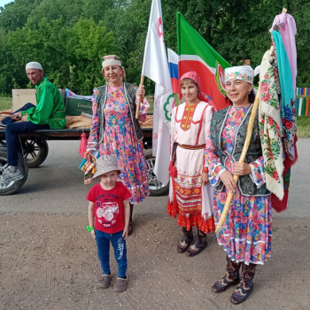 Традиционное обрядовое шествие «Ай, рэхмэт!» на улицах сёл и деревень Ютазинского района